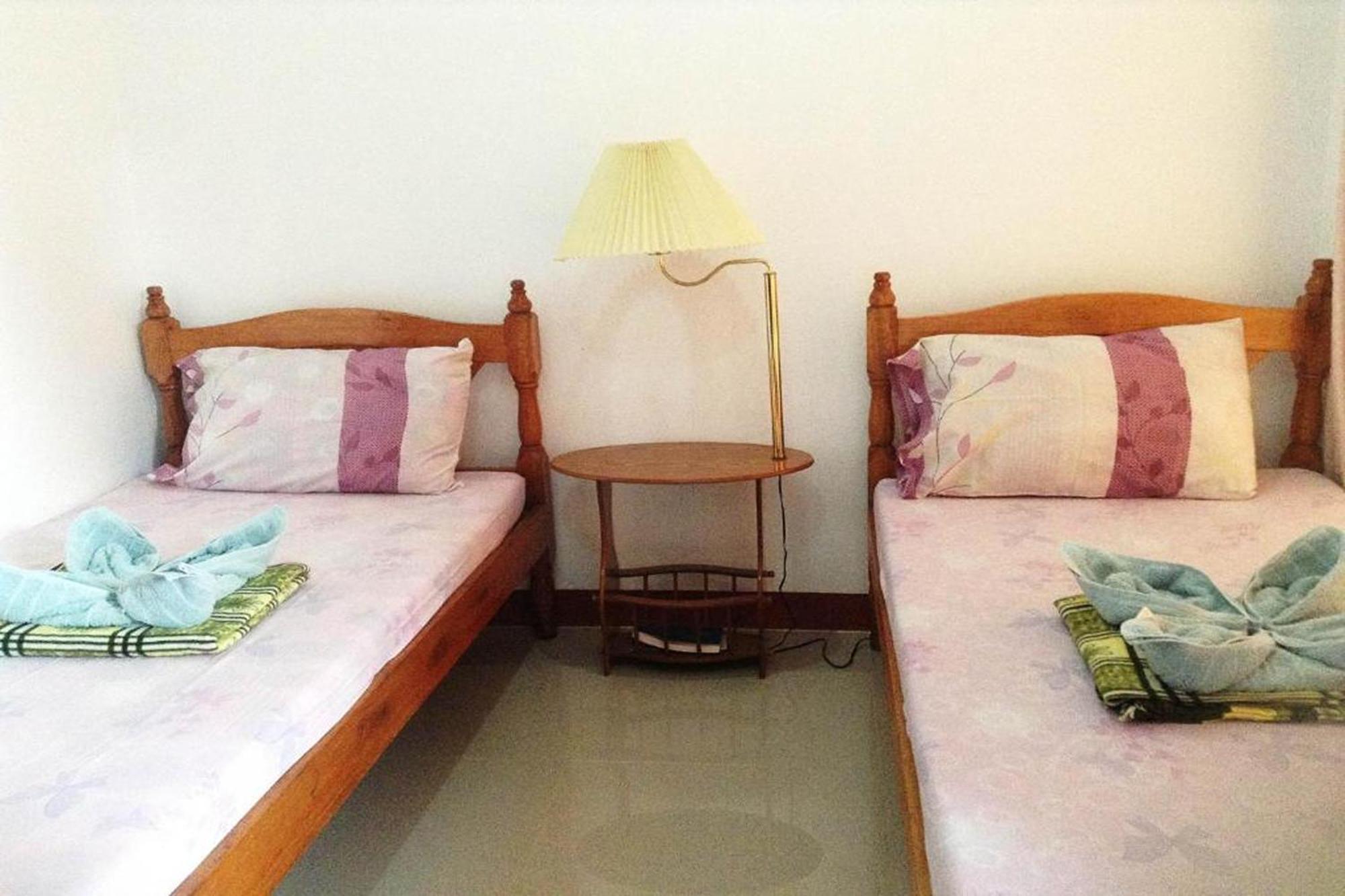 Citadel Bed And Breakfast Puerto Princesa Buitenkant foto
