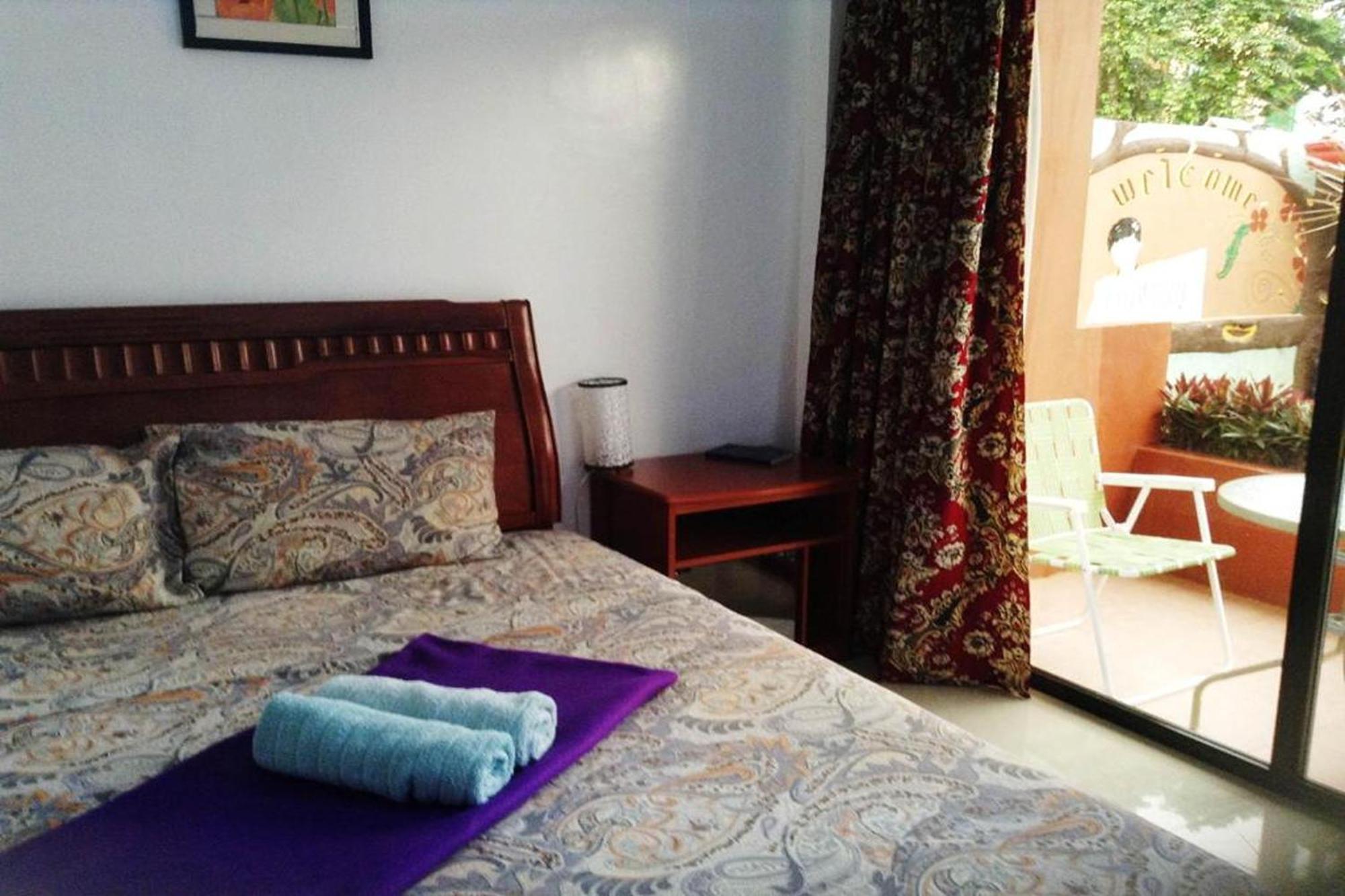 Citadel Bed And Breakfast Puerto Princesa Buitenkant foto