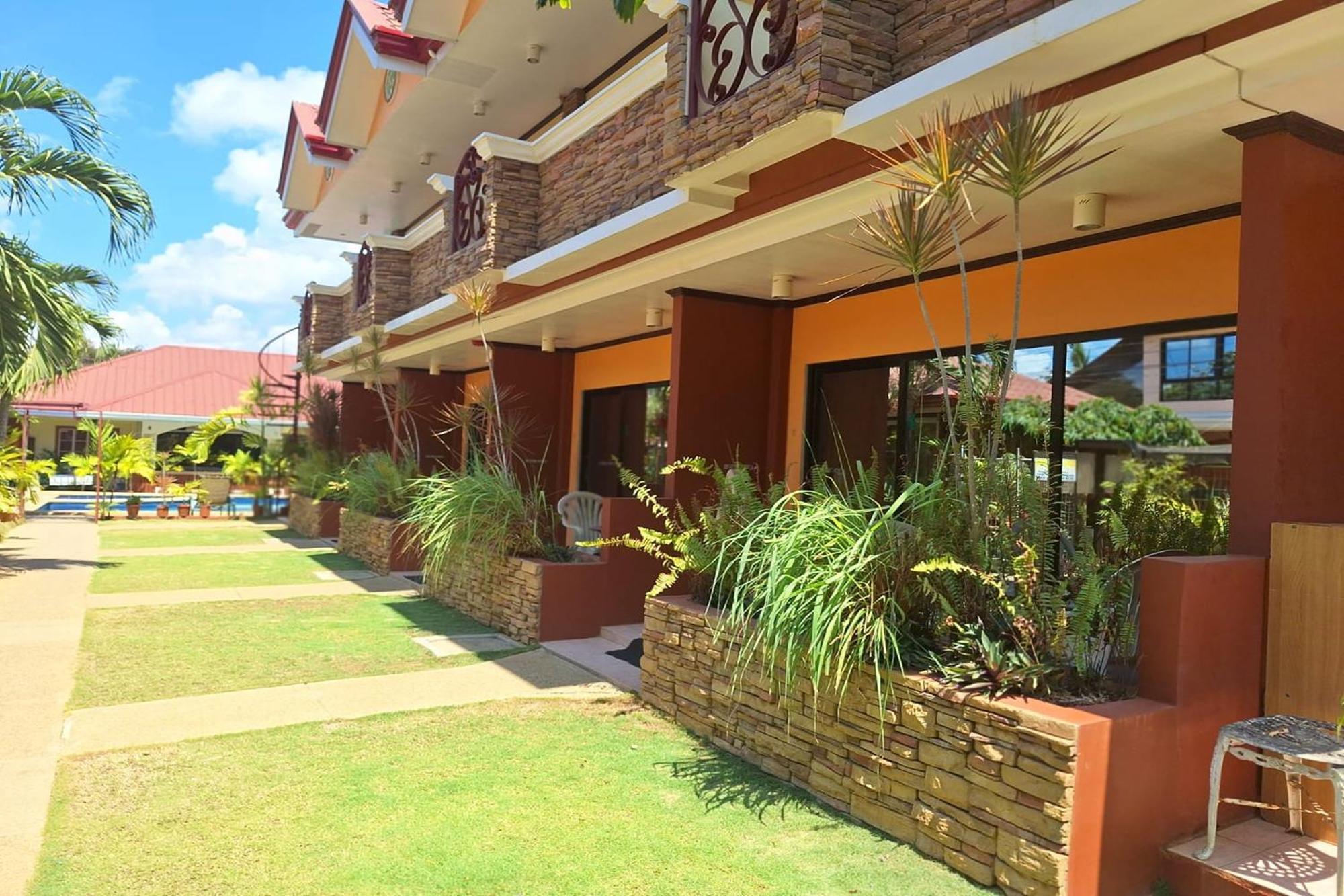 Citadel Bed And Breakfast Puerto Princesa Buitenkant foto
