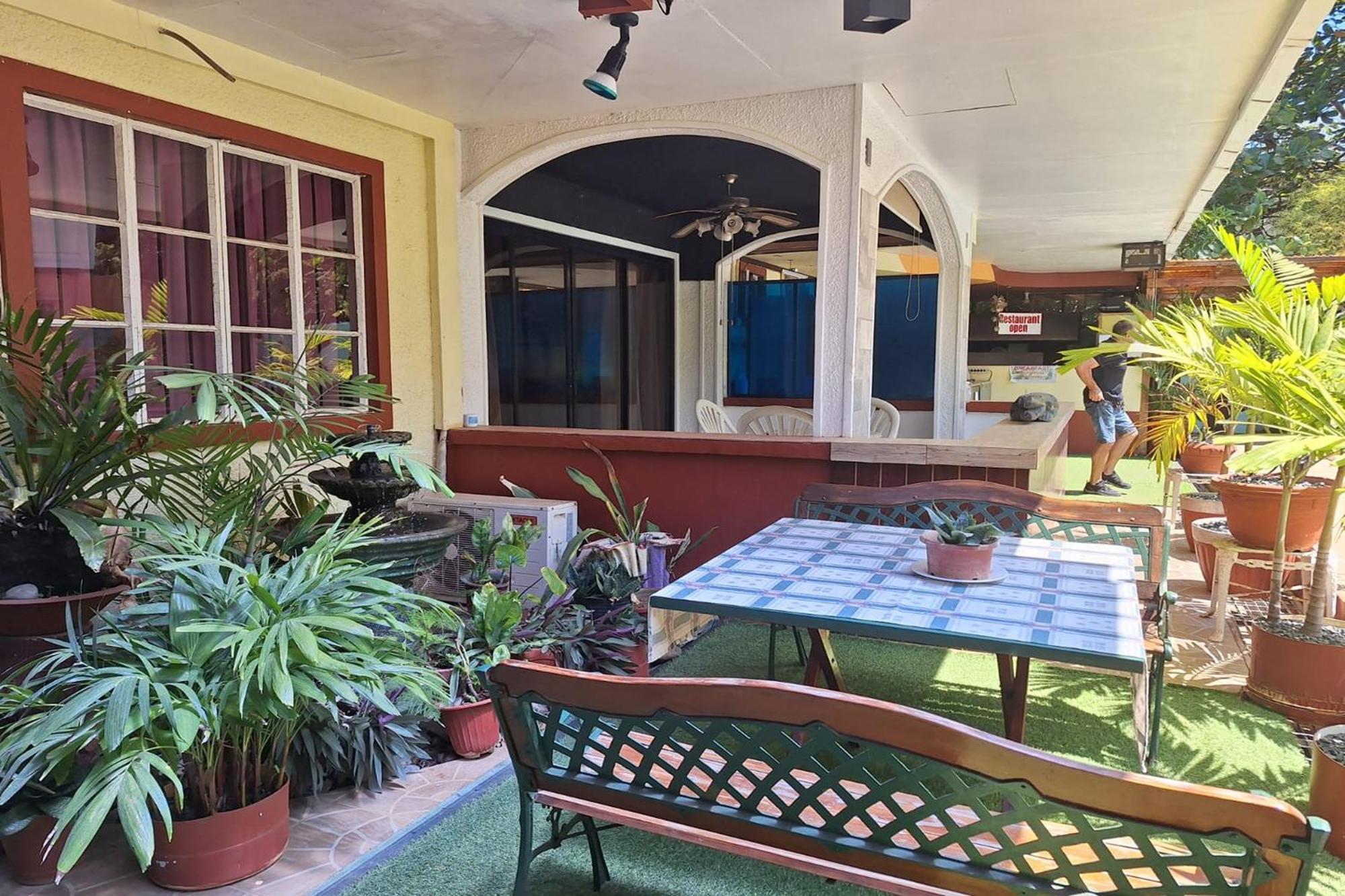 Citadel Bed And Breakfast Puerto Princesa Buitenkant foto